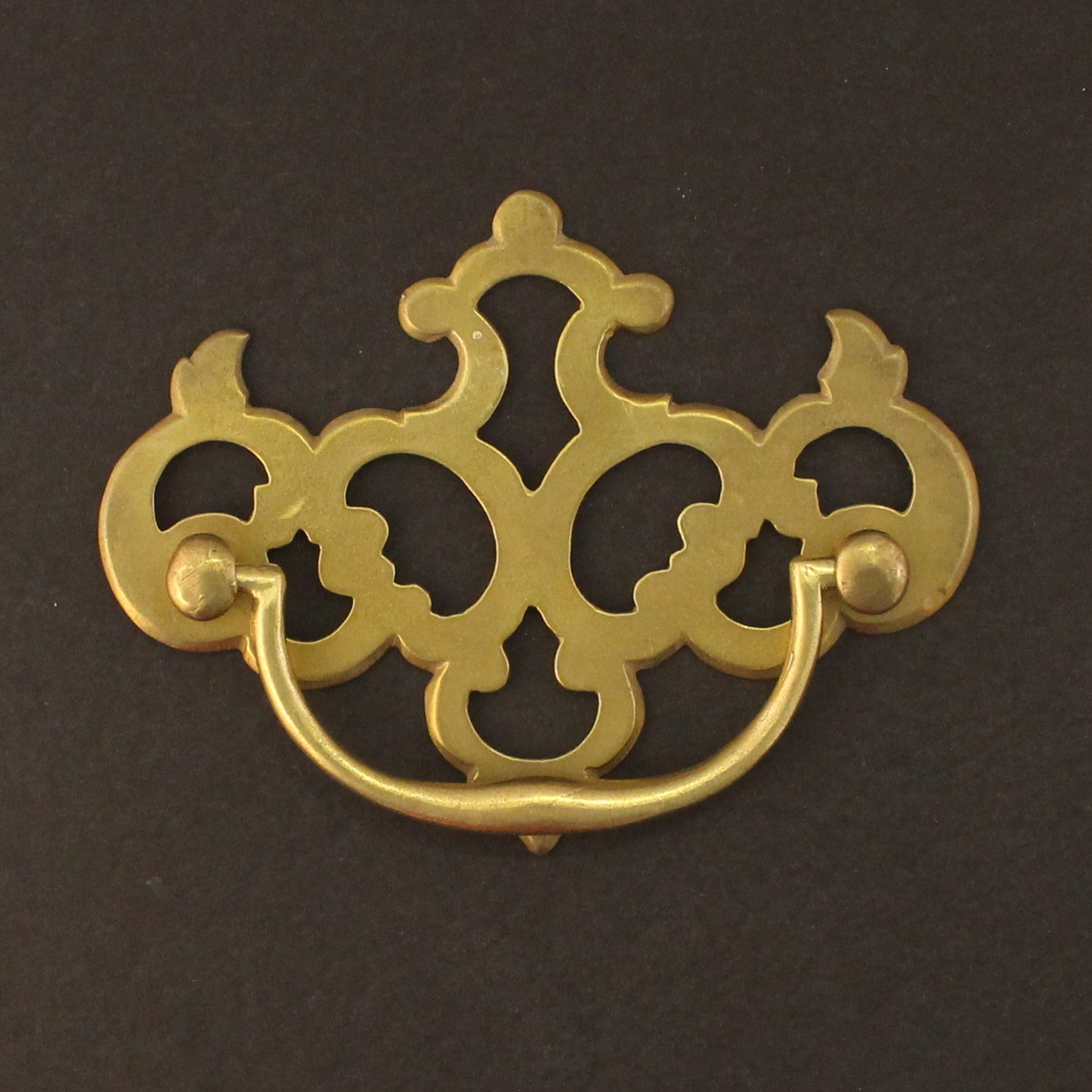 Trellis Pierced Handle (320)