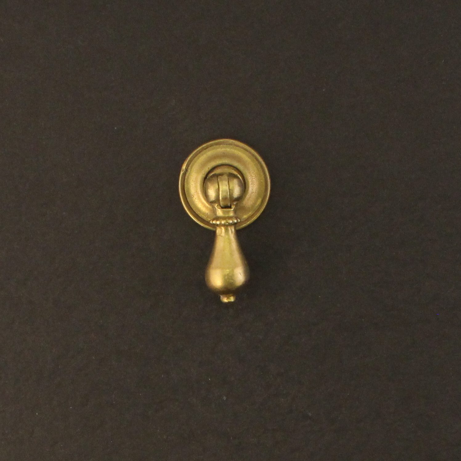 Tear Drop Handle (702)